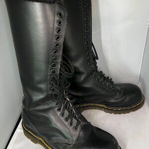 Doc Martens AirWair Boots, Size UK8